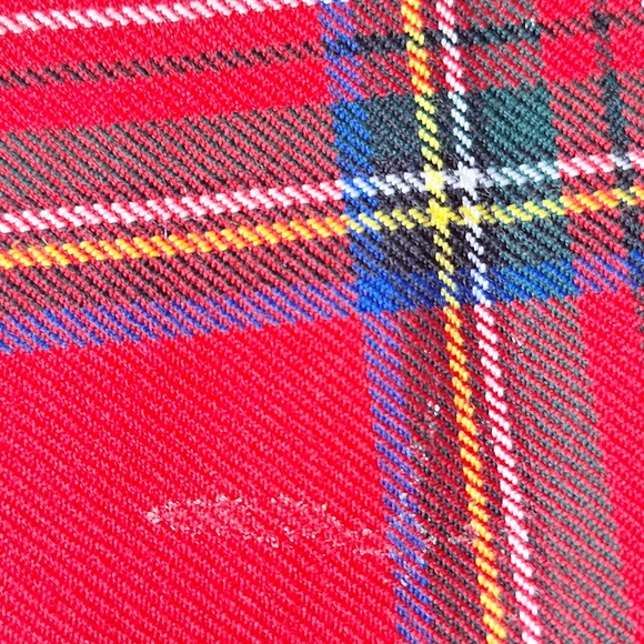 Red tartan skirt 100% wool - Picture 5 of 6